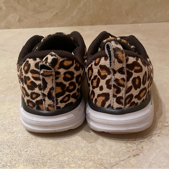 APL Athletic Propulsion Labs IconicLeopard Print Calf Hair Sneakers 6.5 - Picture 3 of 7